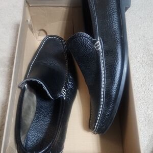 Men's Black Robert Wayne Leather Loafers